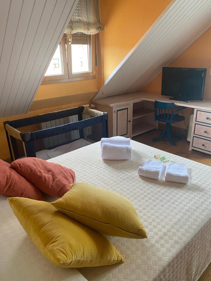 לינה וארוחת בוקר Argoños Casa Santiago מראה חיצוני תמונה