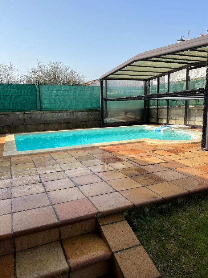 לינה וארוחת בוקר Argoños Casa Santiago מראה חיצוני תמונה